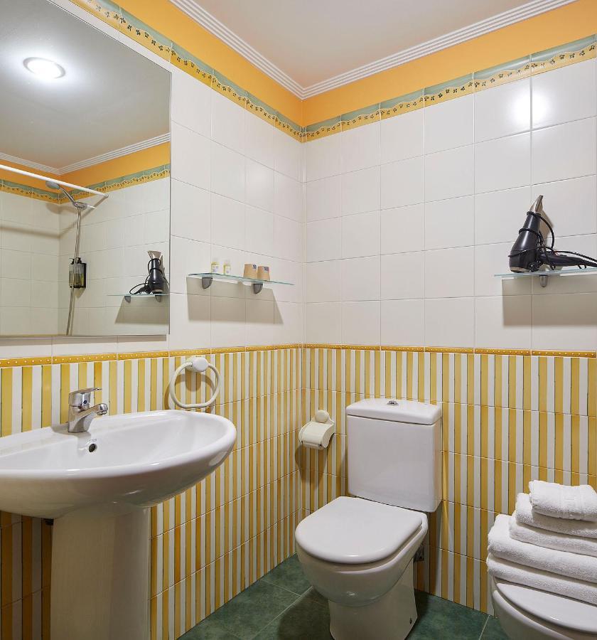 Iraipe Ongi Hotel Auto Check-In Oñate Dış mekan fotoğraf